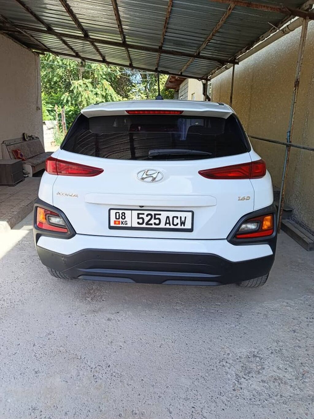 Hyundai Kona: 2018 г., 1.6 л, Автомат, Бензин, Кроссовер: фото 2