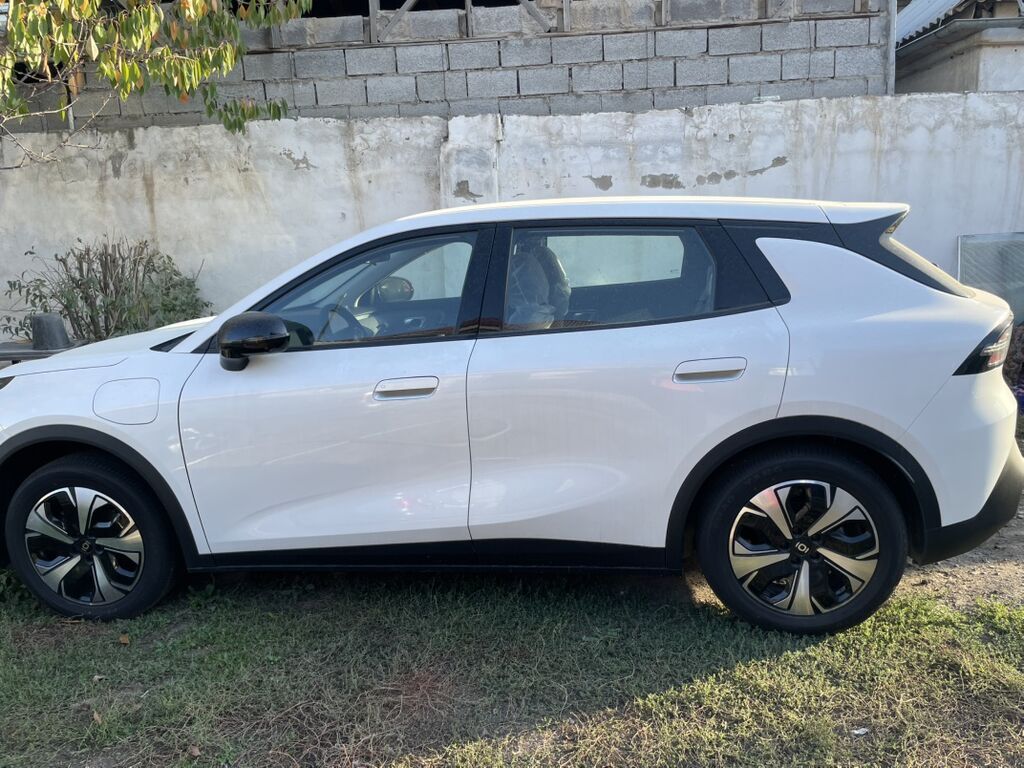 Changan Qiyuan Q05: 2026 г., Автомат, Электромобиль, Кроссовер: фото 2