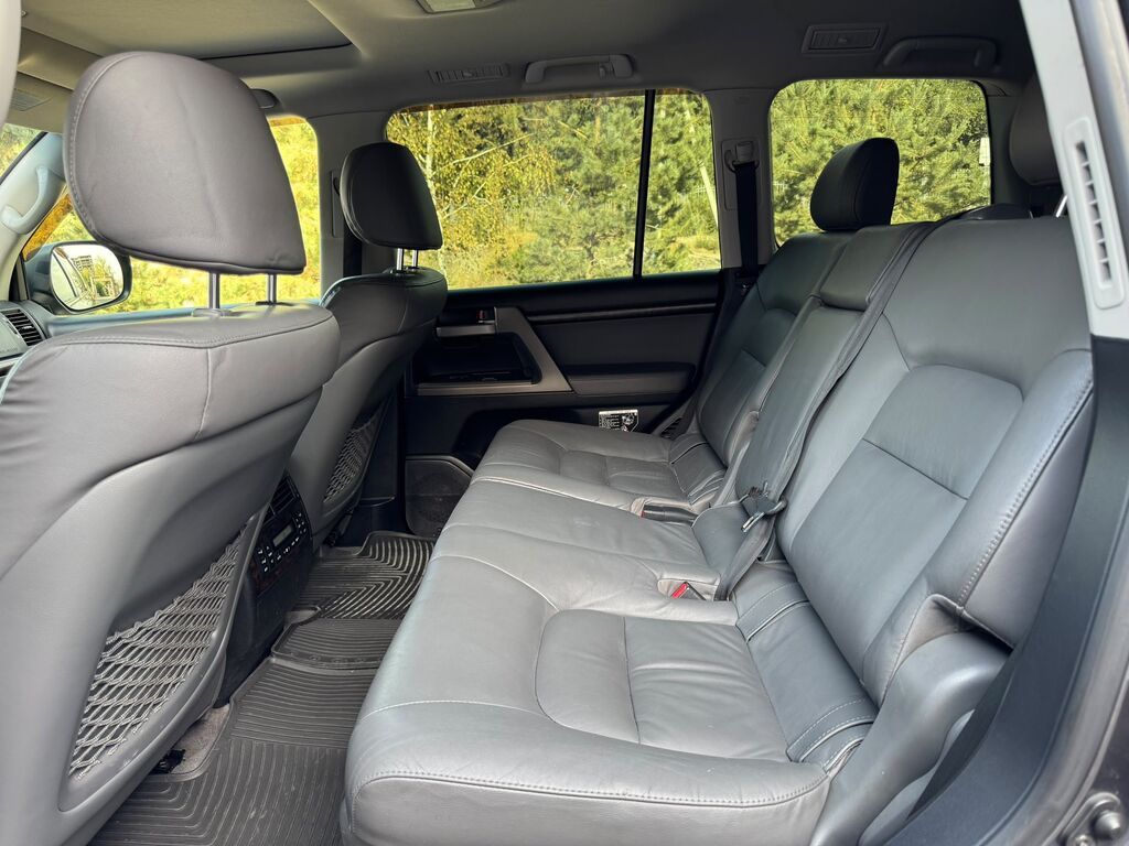 Toyota Land Cruiser: 2010 г., 4.7 л, Автомат, Газ, Внедорожник: фото 5