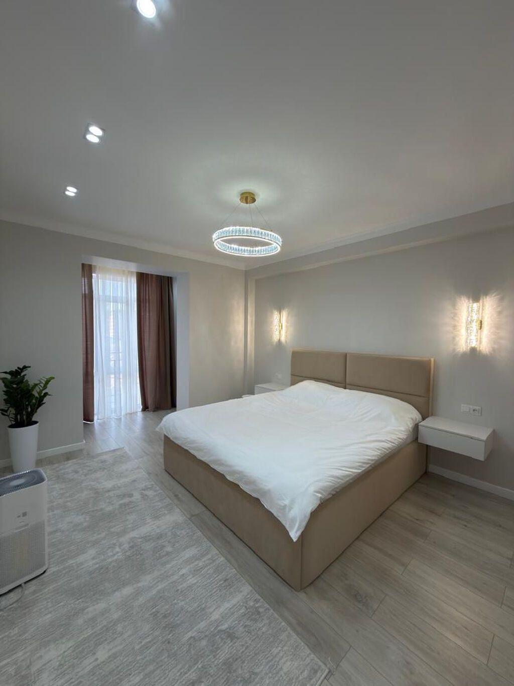 3 комнаты, 90 м², Асанбай мкр Элитка, 3 этаж, Дизайнерский ремонт: фото 1