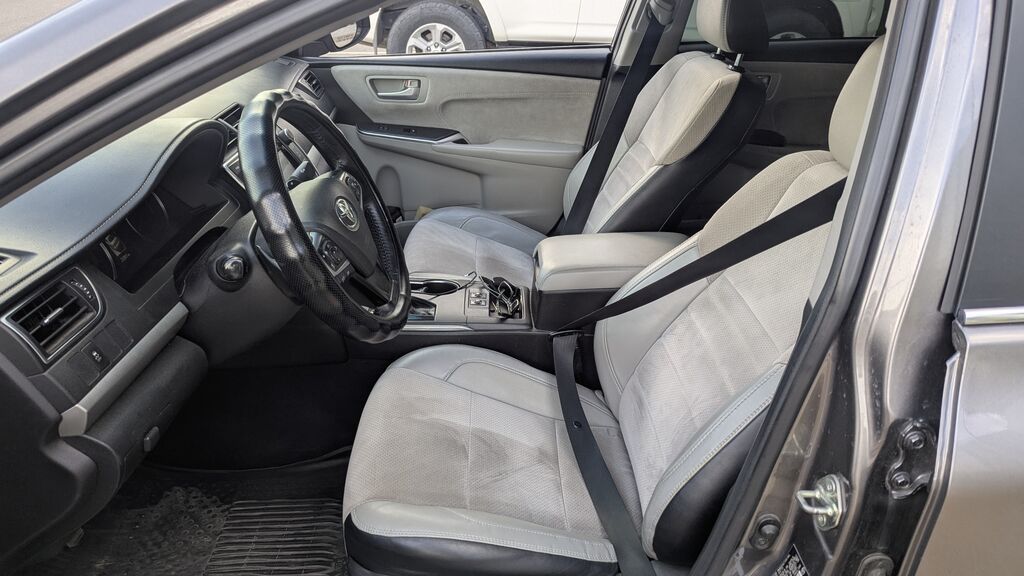 Toyota Camry: 2017 г., 2.5 л, Автомат, Бензин, Седан: фото 4