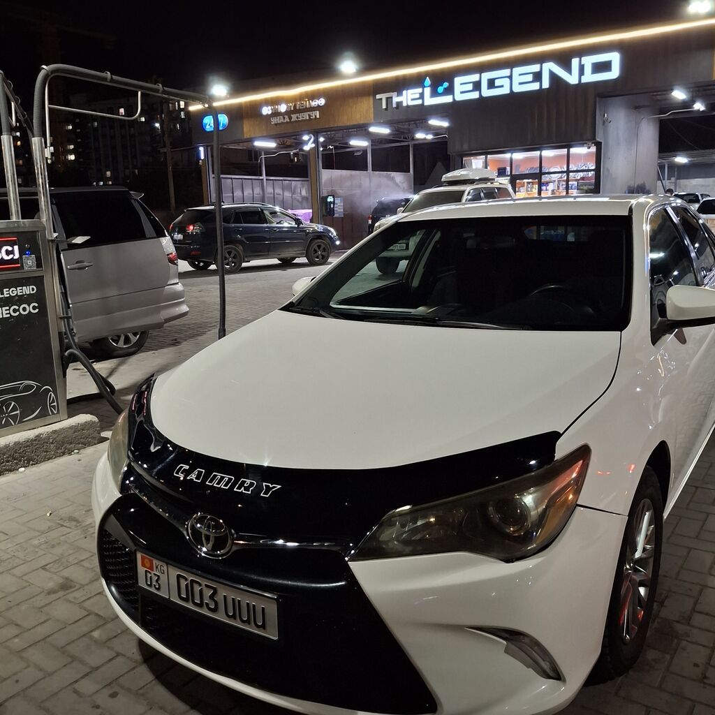 Toyota Camry: 2017 г., Автомат, Седан: фото 7