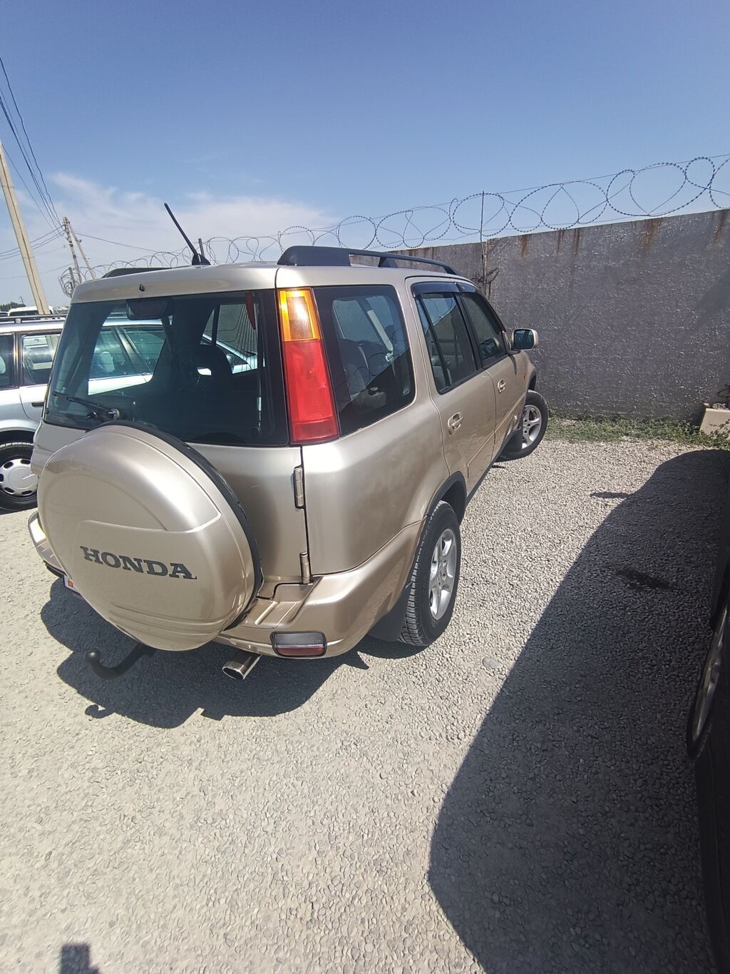 Honda CR-V: 2000 г., 2 л, Механика, Бензин, Кроссовер: фото 2