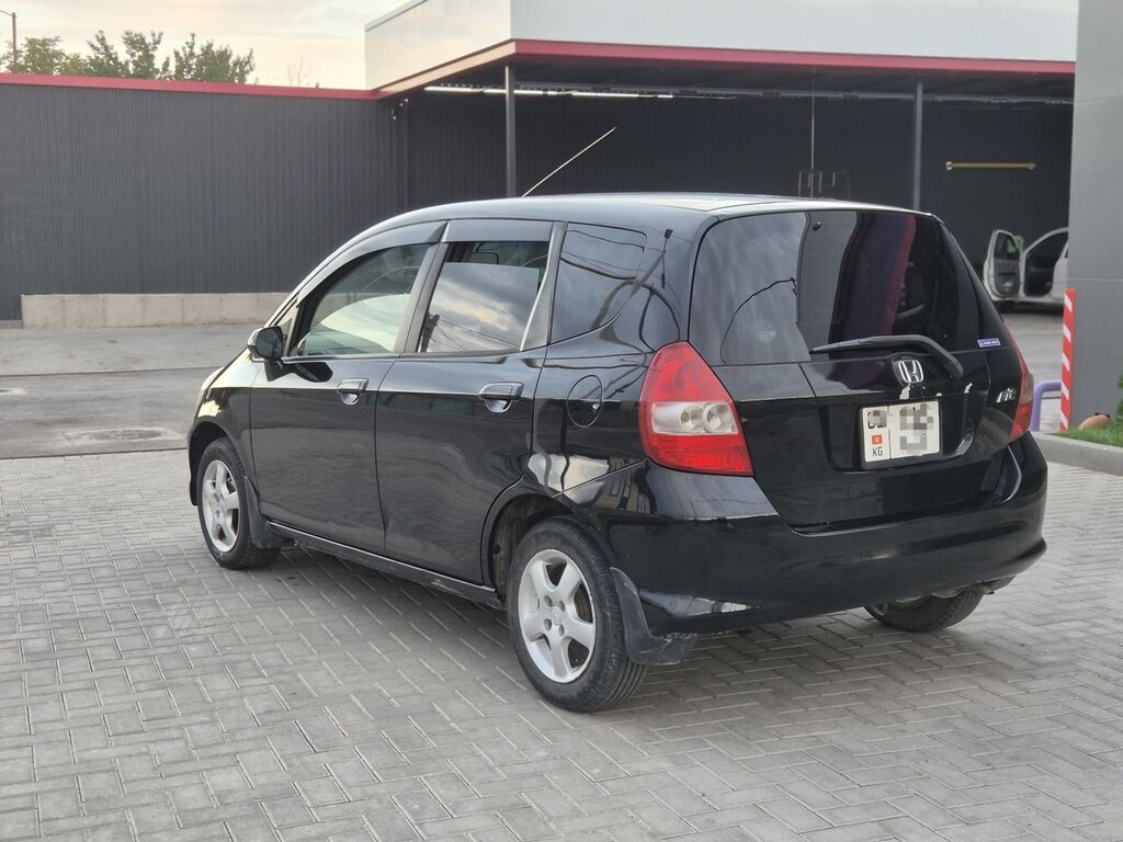 Honda Fit: 2003 г., 1.5 л, Вариатор, Бензин, Хэтчбэк: фото 5