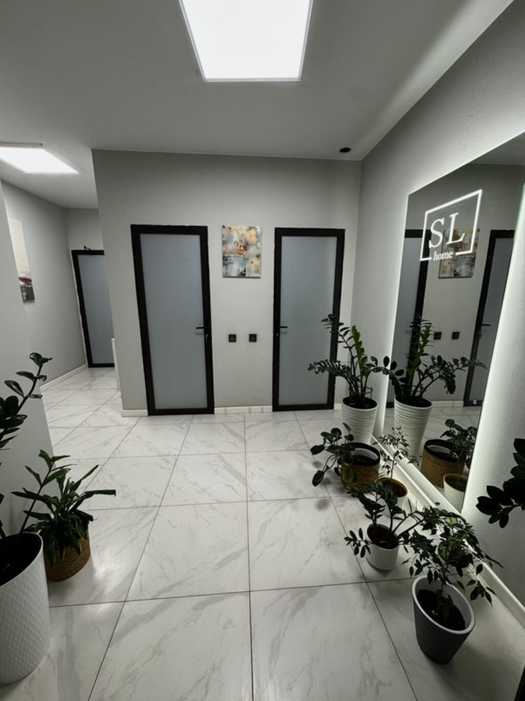 Бутик, 65 м², Без ремонта, Без оборудования