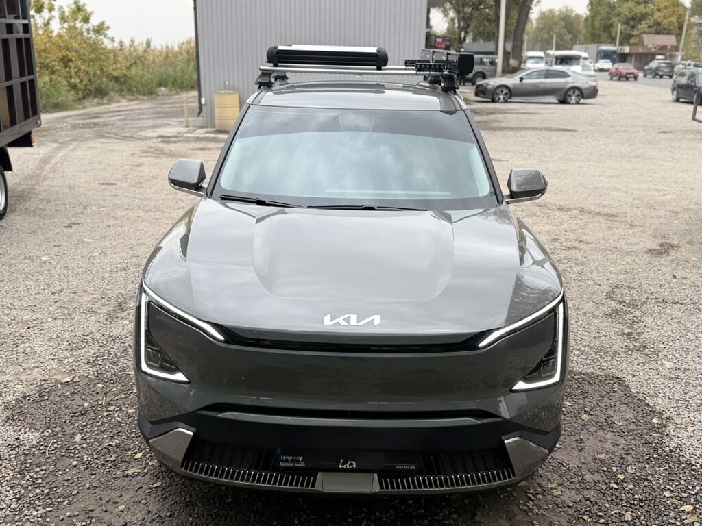 Продам Kia EV5, 2024 г., электромобиль, 8000 км: фото 3
