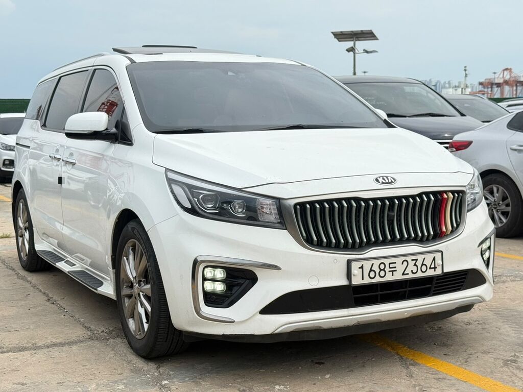 Kia Carnival: 2019 г., 2.2 л, Автомат, Дизель, Минивэн: фото 3