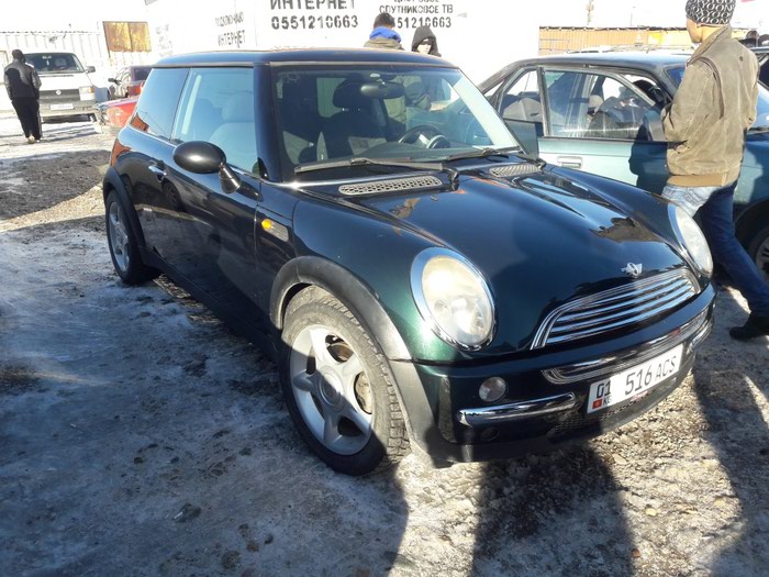 продаю ними купер 2003 вот 16 автомат за 5200 Usd в токмаке Mini