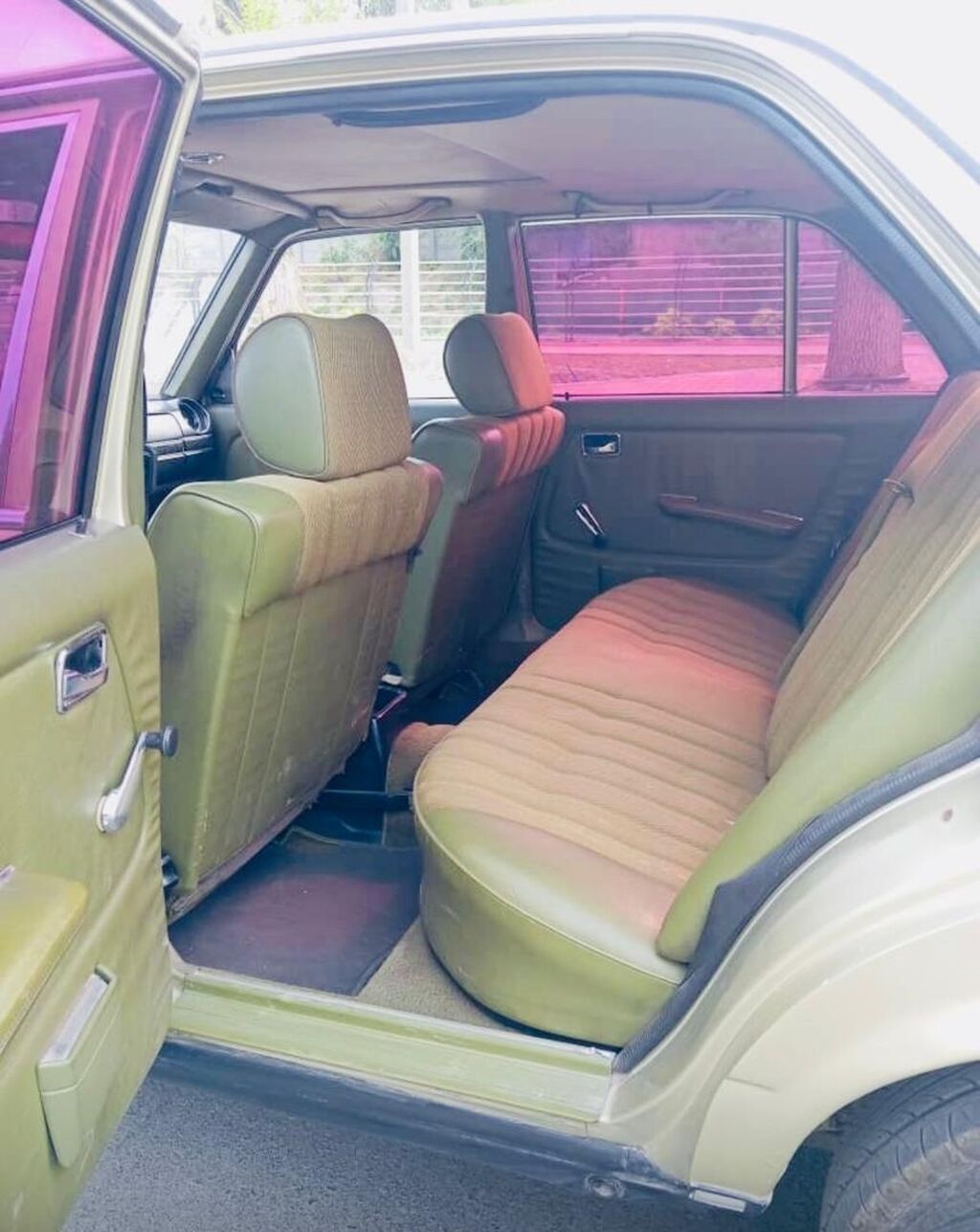 Mercedes-Benz E-Class: 1982 г., 2 л, Автомат, Бензин, Седан: фото 6