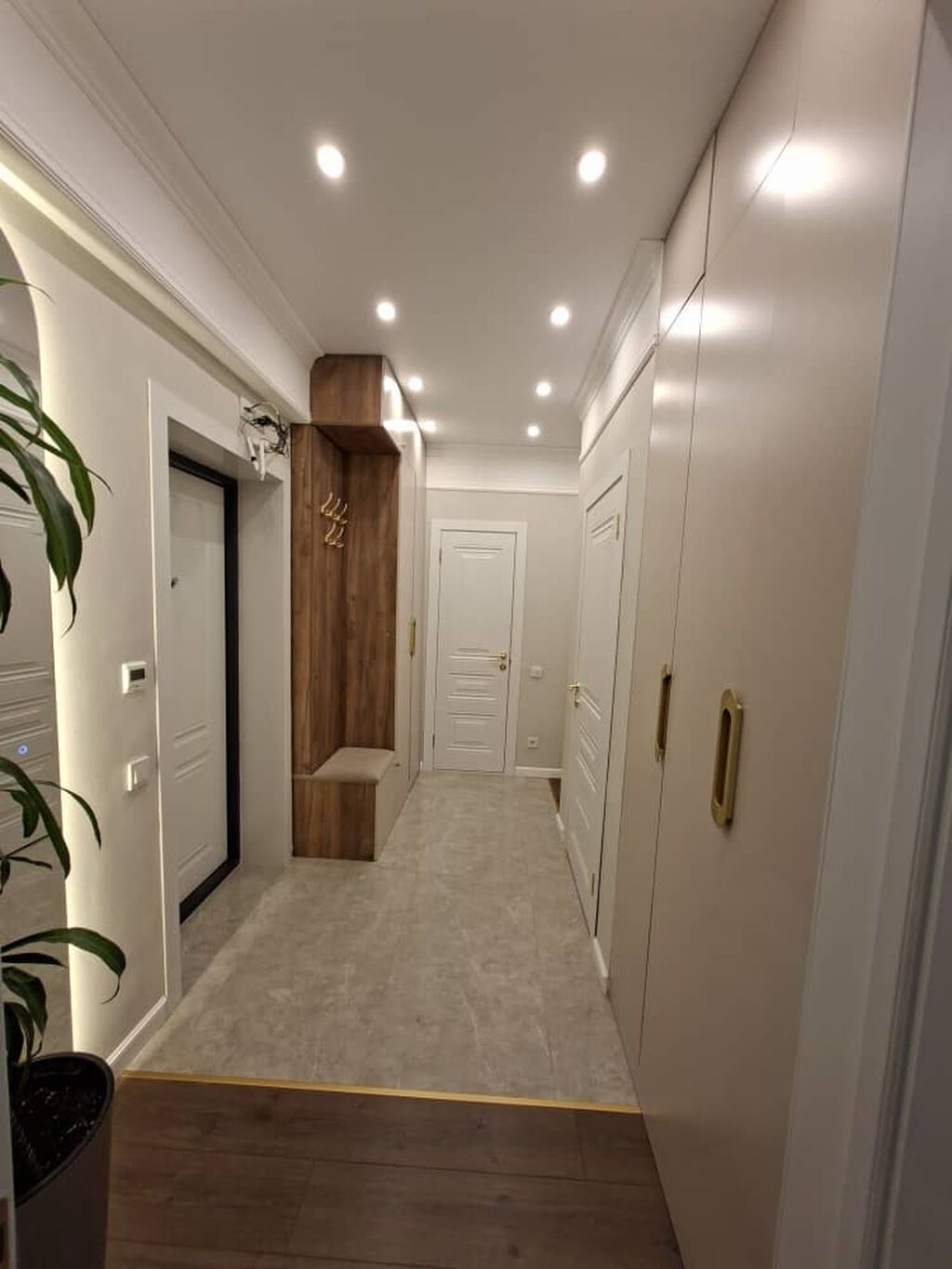 3 комнаты, 61 м², Асанбай мкр Элитка, 12 этаж, Евроремонт: фото 2