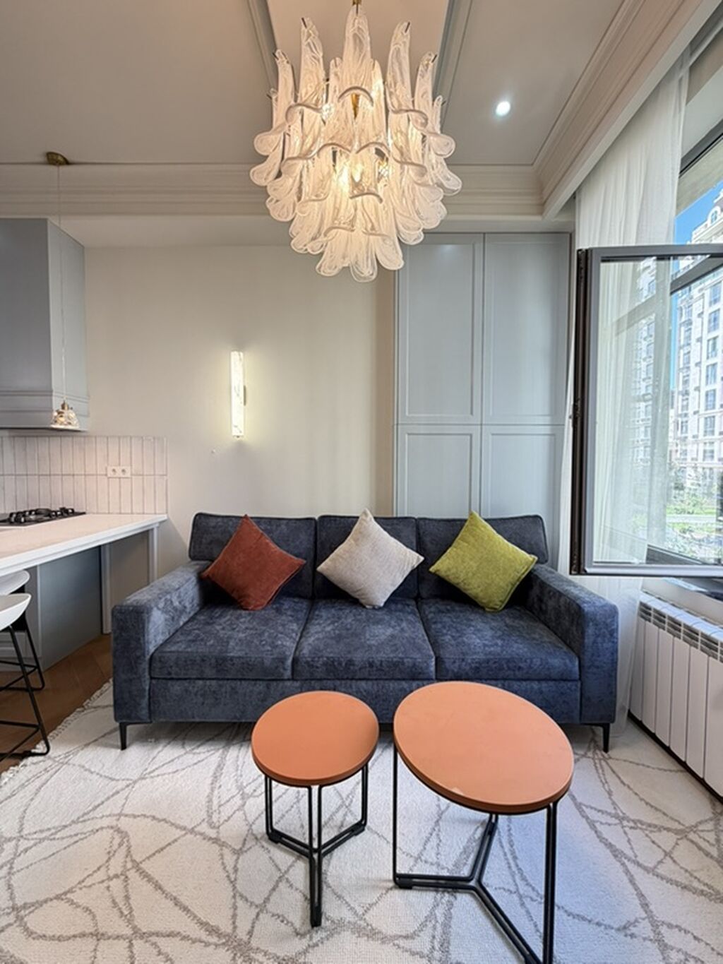 2 комнаты, 48 м², Асанбай мкр Элитка, 2 этаж, Дизайнерский ремонт: фото 1