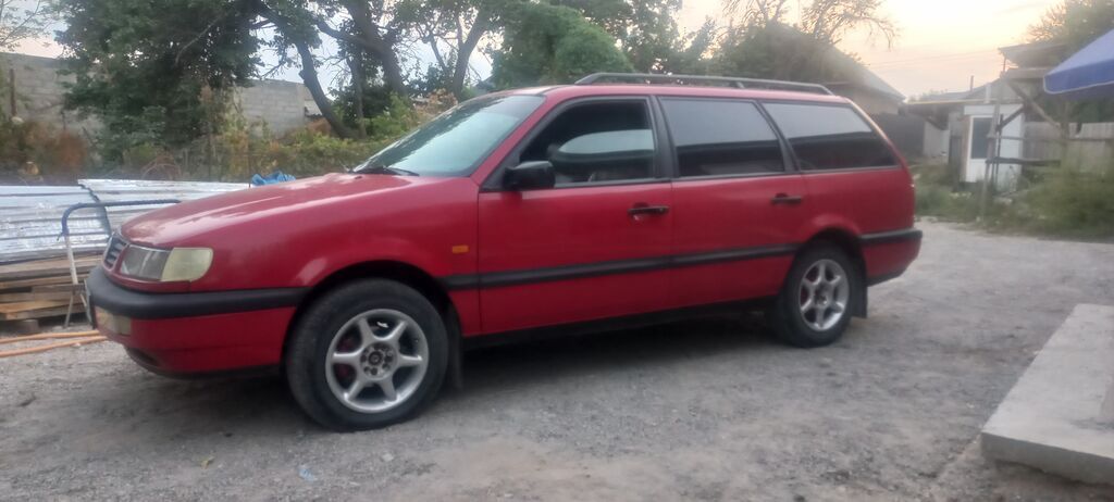 Volkswagen Passat Variant: 1995 г., 1.8 л, Механика, Бензин, Универсал: фото 3