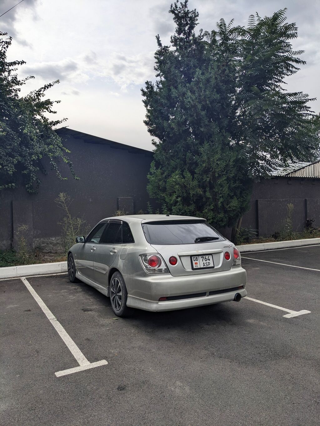 Toyota Altezza: 2003 г., 2 л, Автомат, Бензин, Универсал: фото 4