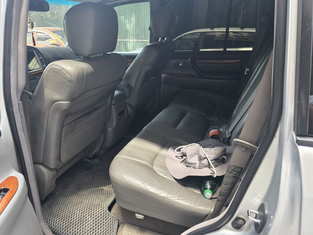 Lexus LX: 2006 г., 4.7 л, Автомат, Газ, Внедорожник: фото 5