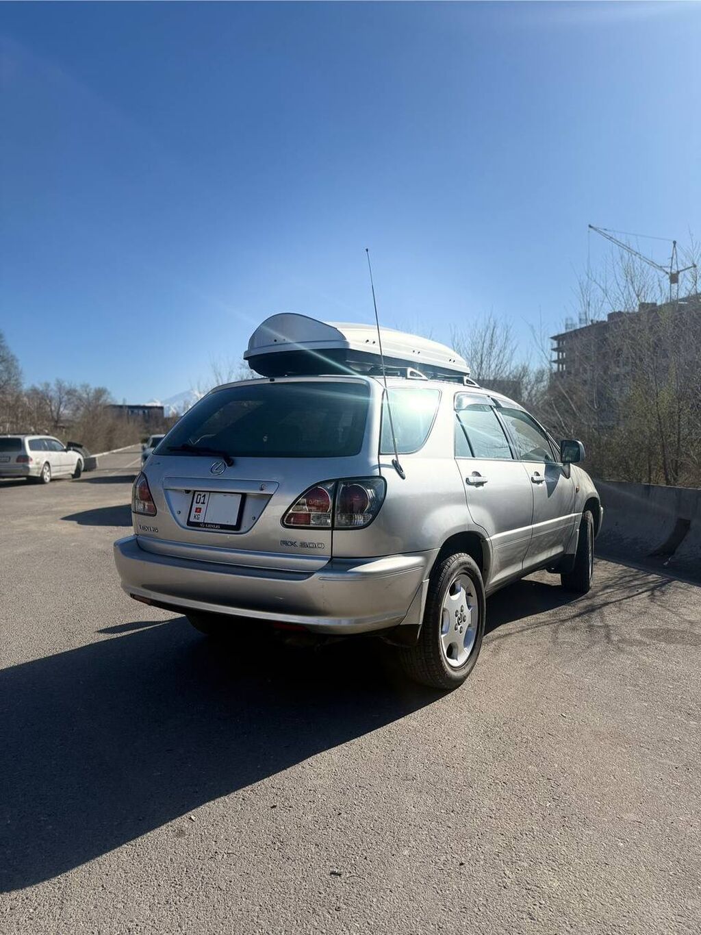 Lexus RX: 2001 г., 3 л, Автомат, Бензин, Кроссовер: фото 2
