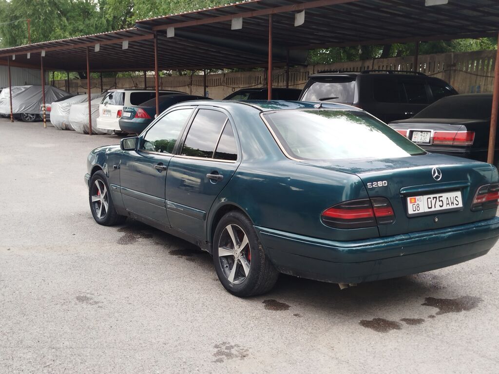 Mercedes-Benz E-Class: 1997 г., 2.8 л, Механика, Газ, Седан: фото 5