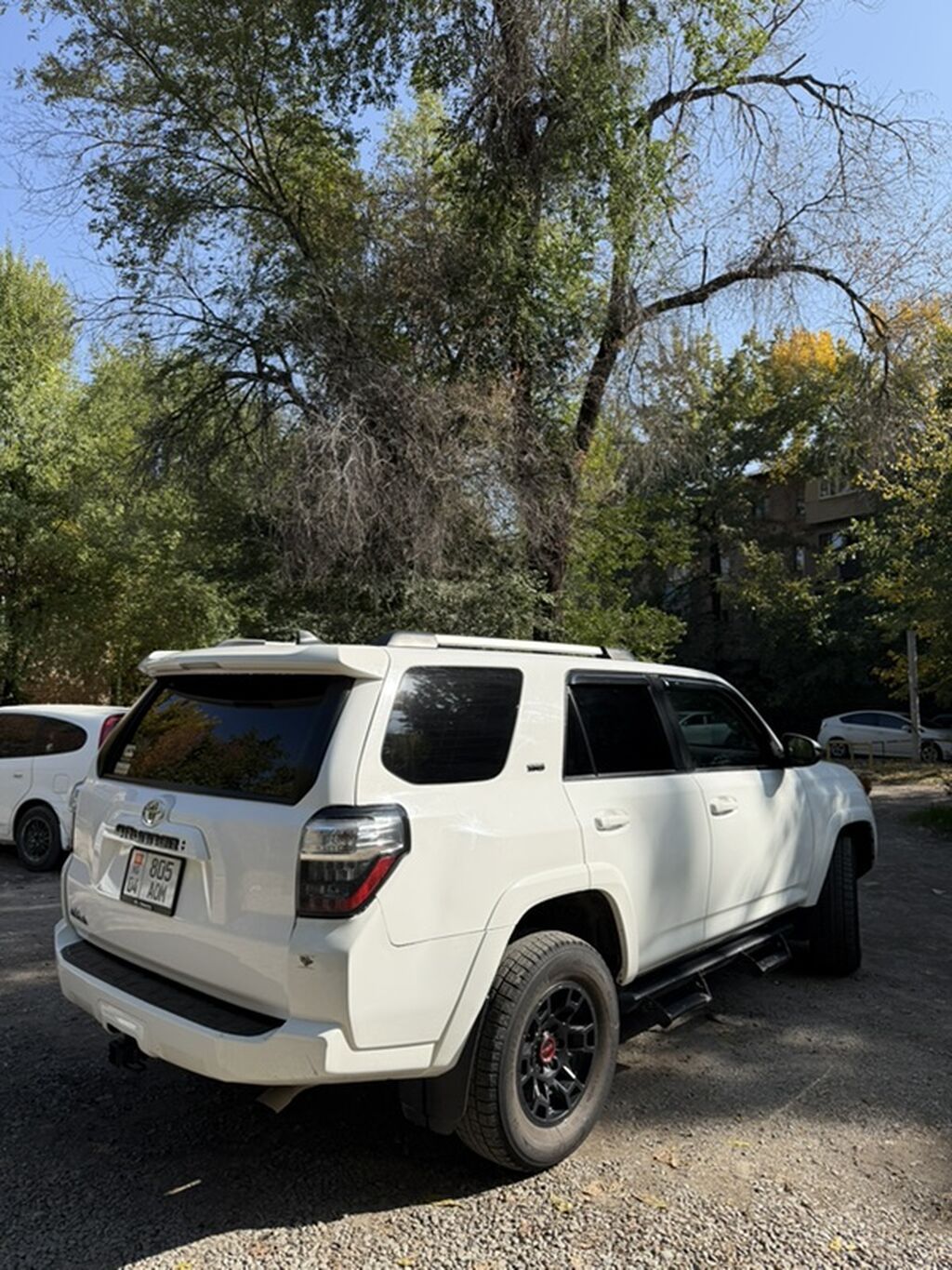Toyota 4Runner: 2022 г., 4 л, Автомат, Бензин, Внедорожник: фото 5