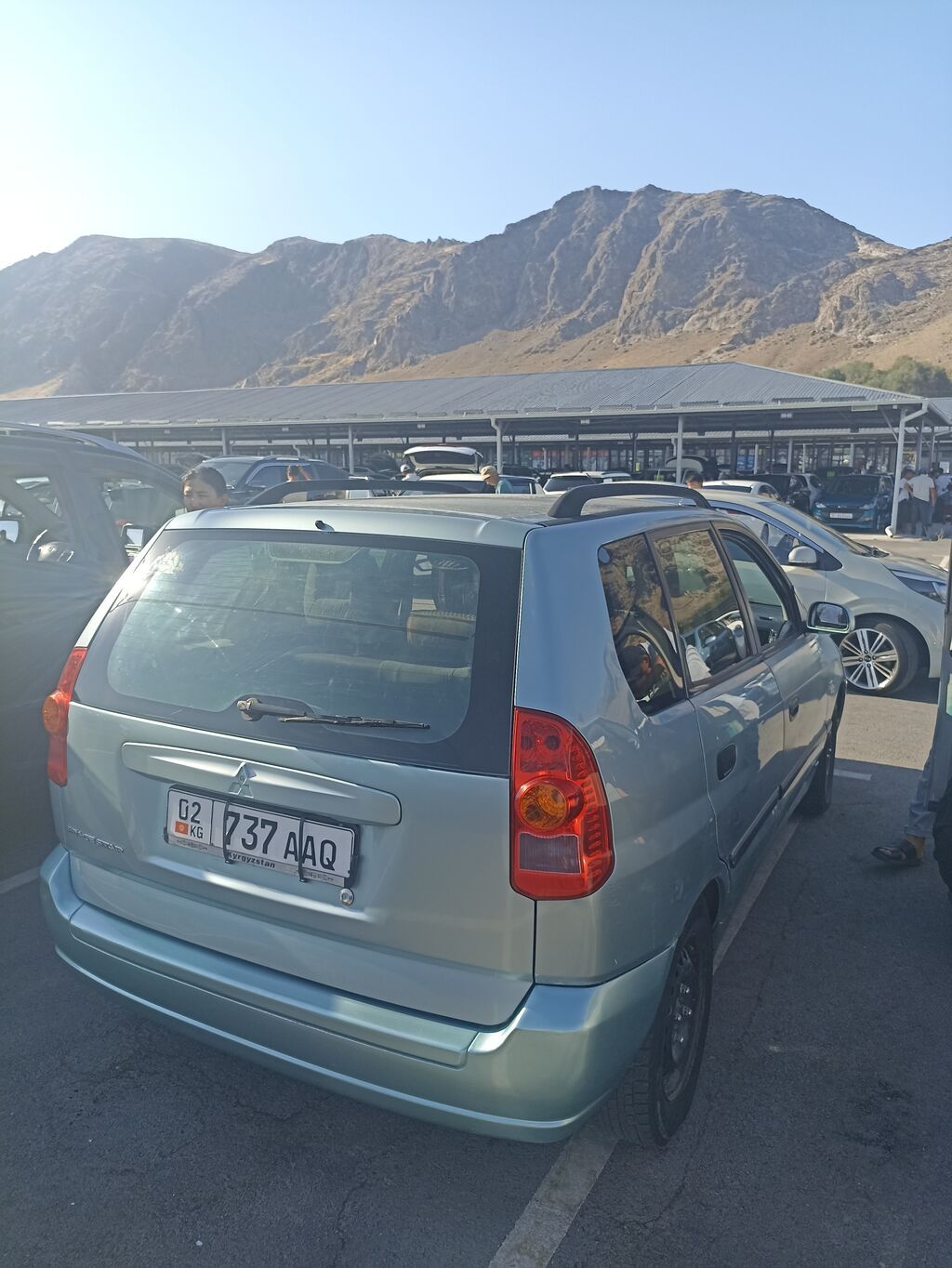 Mitsubishi Space Star: 2004 г., 1.6 л, Механика, Бензин, Лифтбек: фото 3