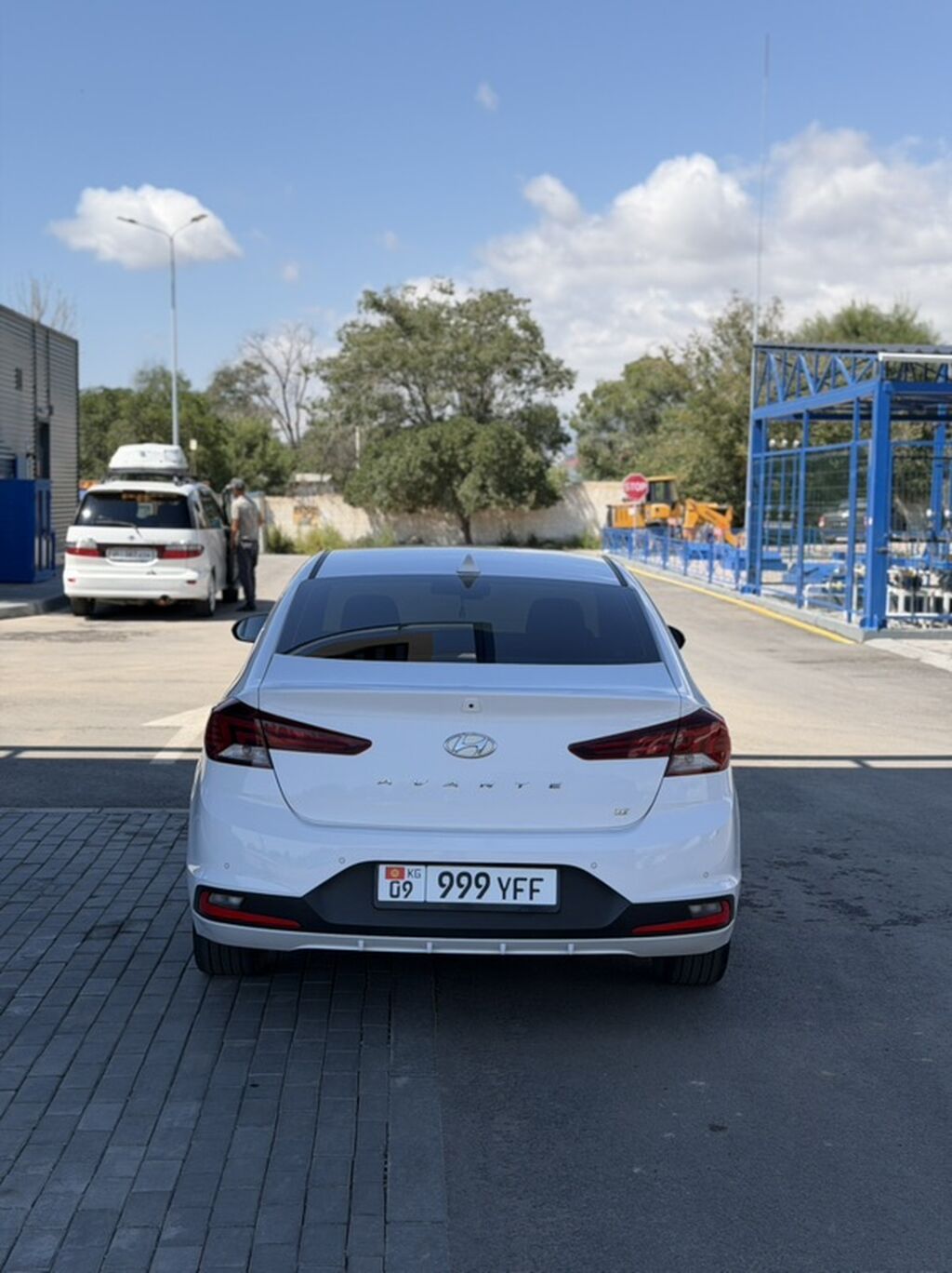 Hyundai Elantra: 2018 г., 1.6 л, Вариатор, Бензин, Седан: фото 6