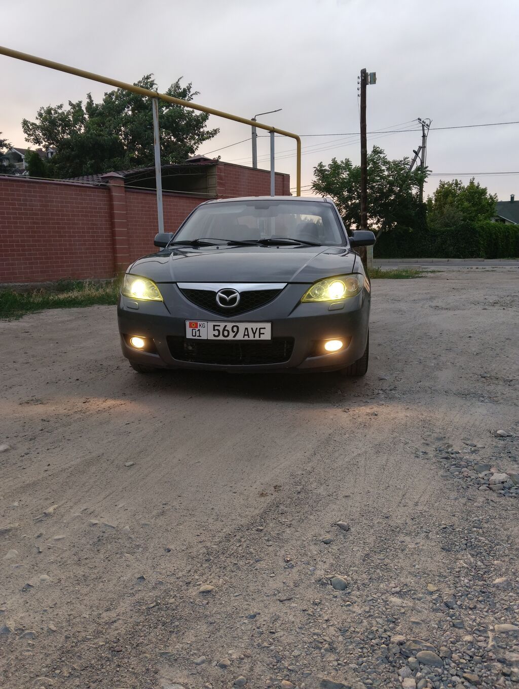Mazda 3: 2007 г., 1.6 л, Автомат, Бензин, Седан: фото 2