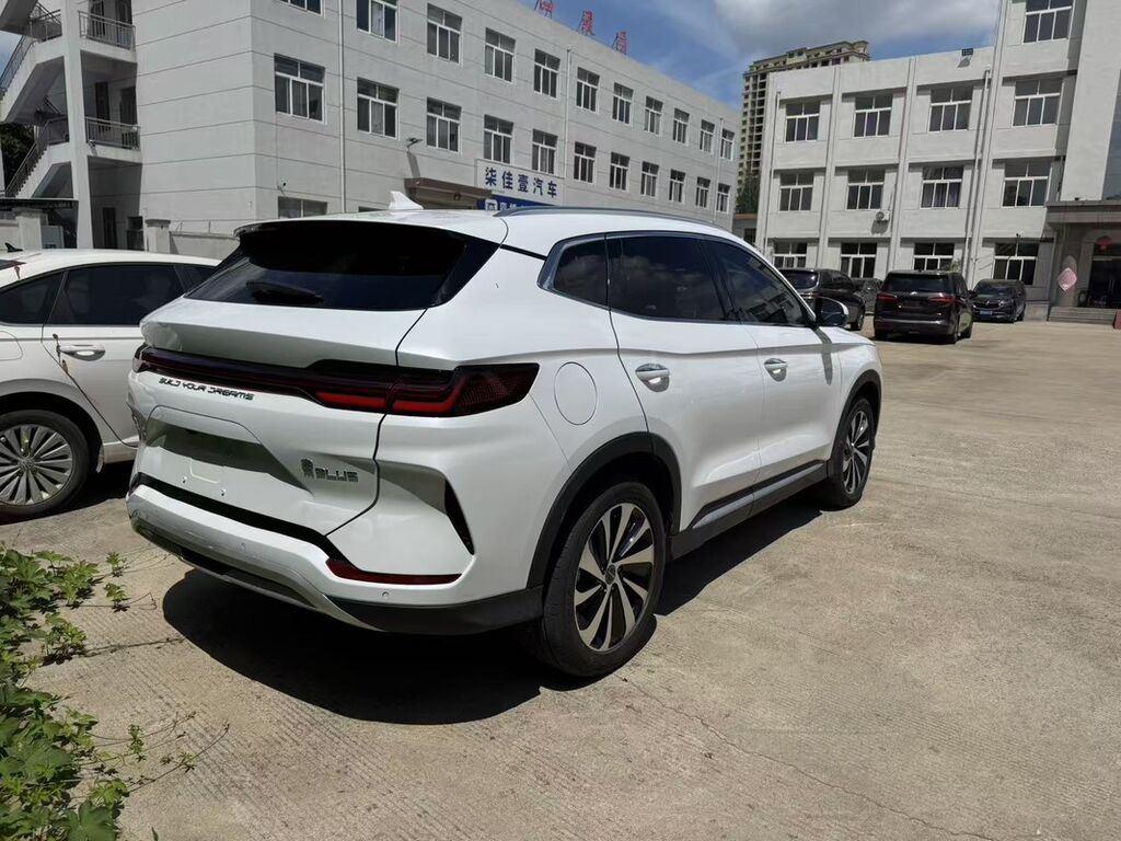 BYD Song Plus: 2023 г., Гибрид, Кроссовер: фото 7
