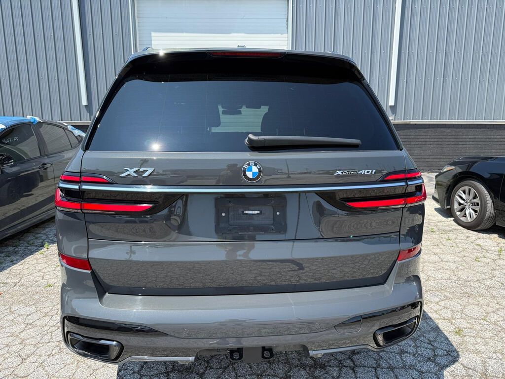 BMW X7: 2023 г., 3 л, Автомат, Бензин, Внедорожник: фото 4