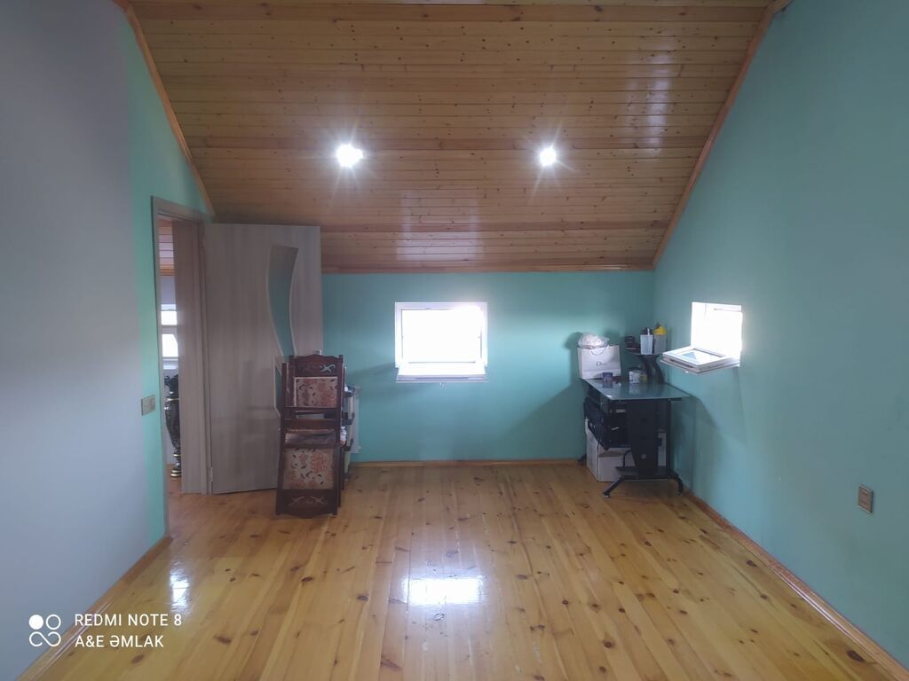 3 otaqlı, 96 kv. m, Kredit yoxdur, Orta təmir