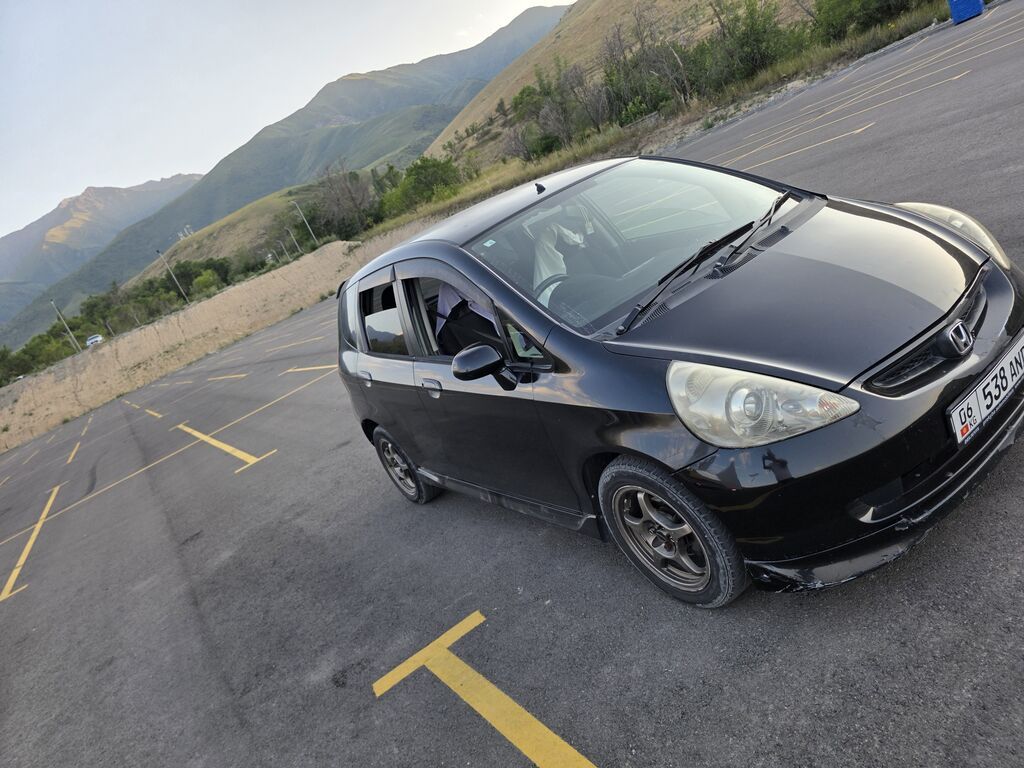 Honda Fit: 2003 г., 1.5 л, Вариатор, Бензин, Хэтчбэк: фото 3