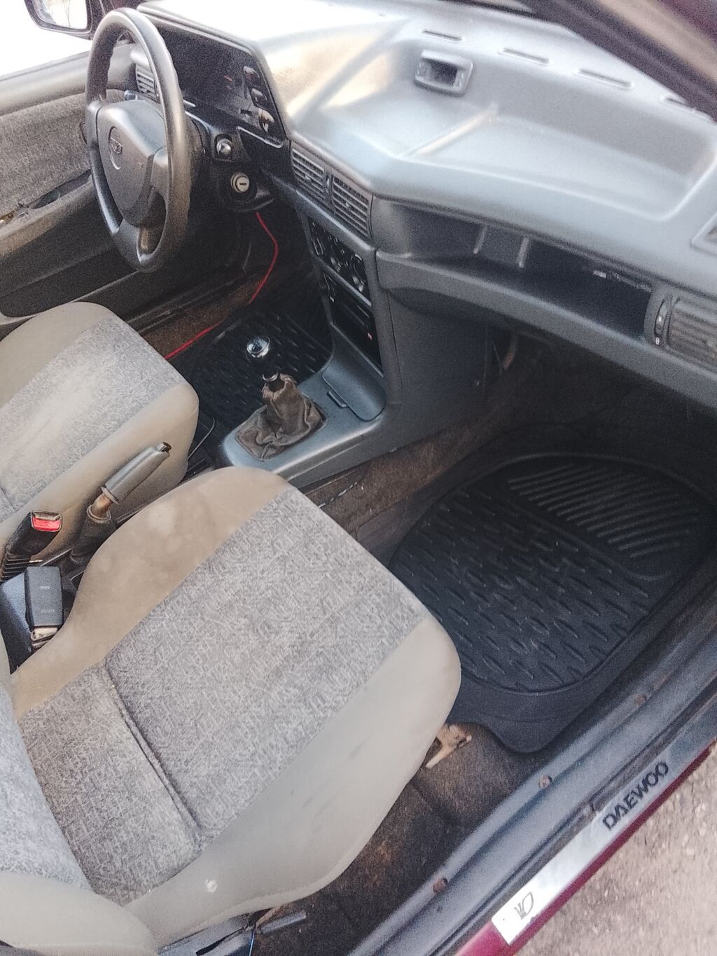 Daewoo Nexia: 2007 г., 1.6 л, Механика, Бензин, Седан: фото 6