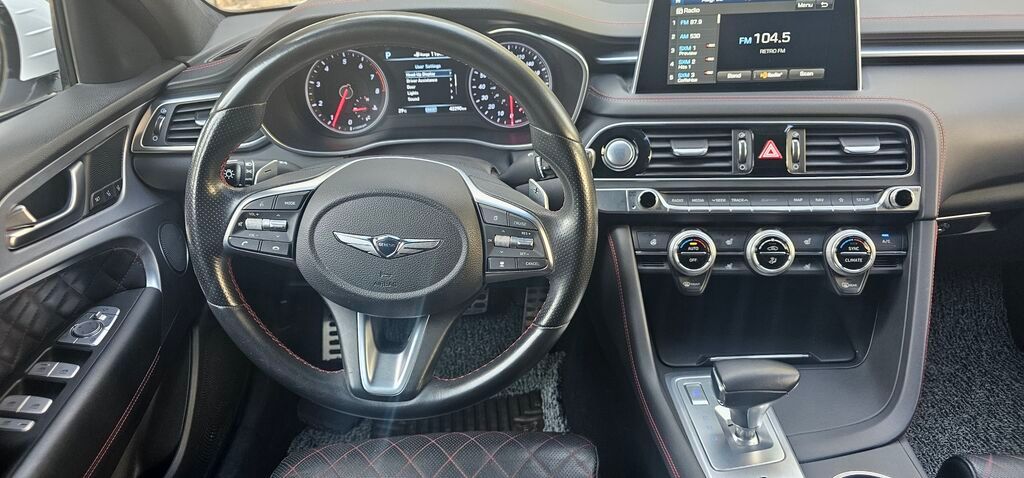 Hyundai Genesis: 2018 г., 2 л, Автомат, Бензин, Седан: фото 6