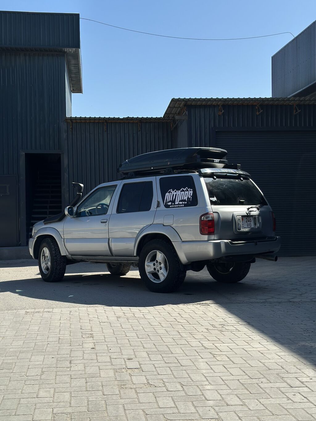Nissan Pathfinder: 2002 г., 3.5 л, Автомат, Газ, Внедорожник: фото 3