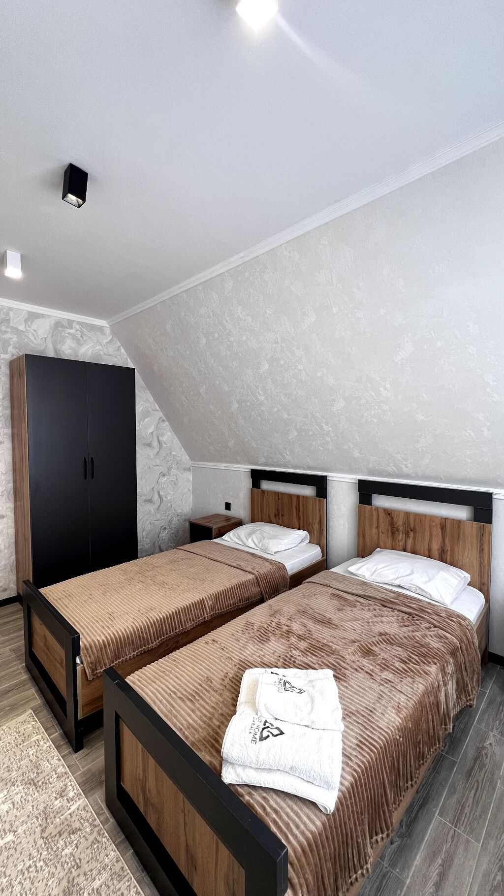 3 otaqlı, 105 kv. m, Yeni təmirli