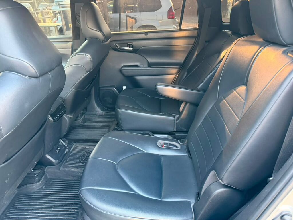Toyota Highlander: 2020 г., 3.5 л, Автомат, Бензин, Кроссовер: фото 6