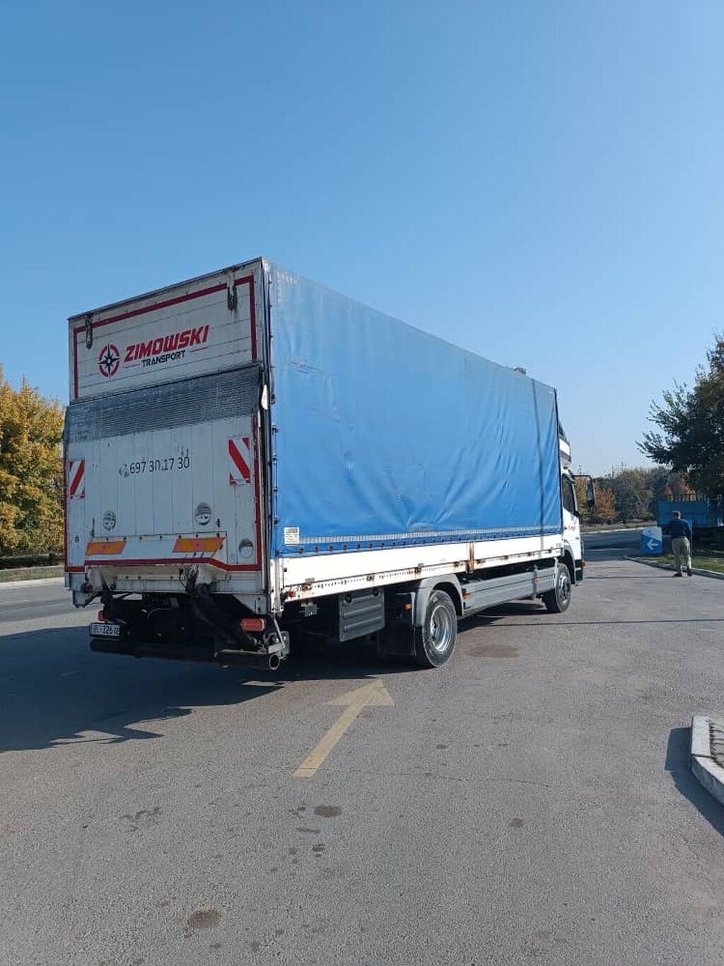Тентованный грузовик Mercedes-Benz Atego с фургоном «штора». Основные: фото 2