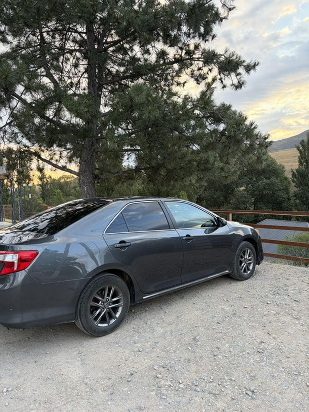 Toyota Camry: 2012 г., 2.5 л, Автомат, Бензин, Седан: фото 2