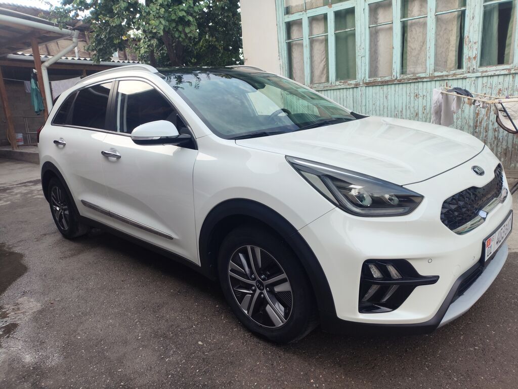 Kia Niro: 2019 г., 1.6 л, Гибрид, Кроссовер: фото 4