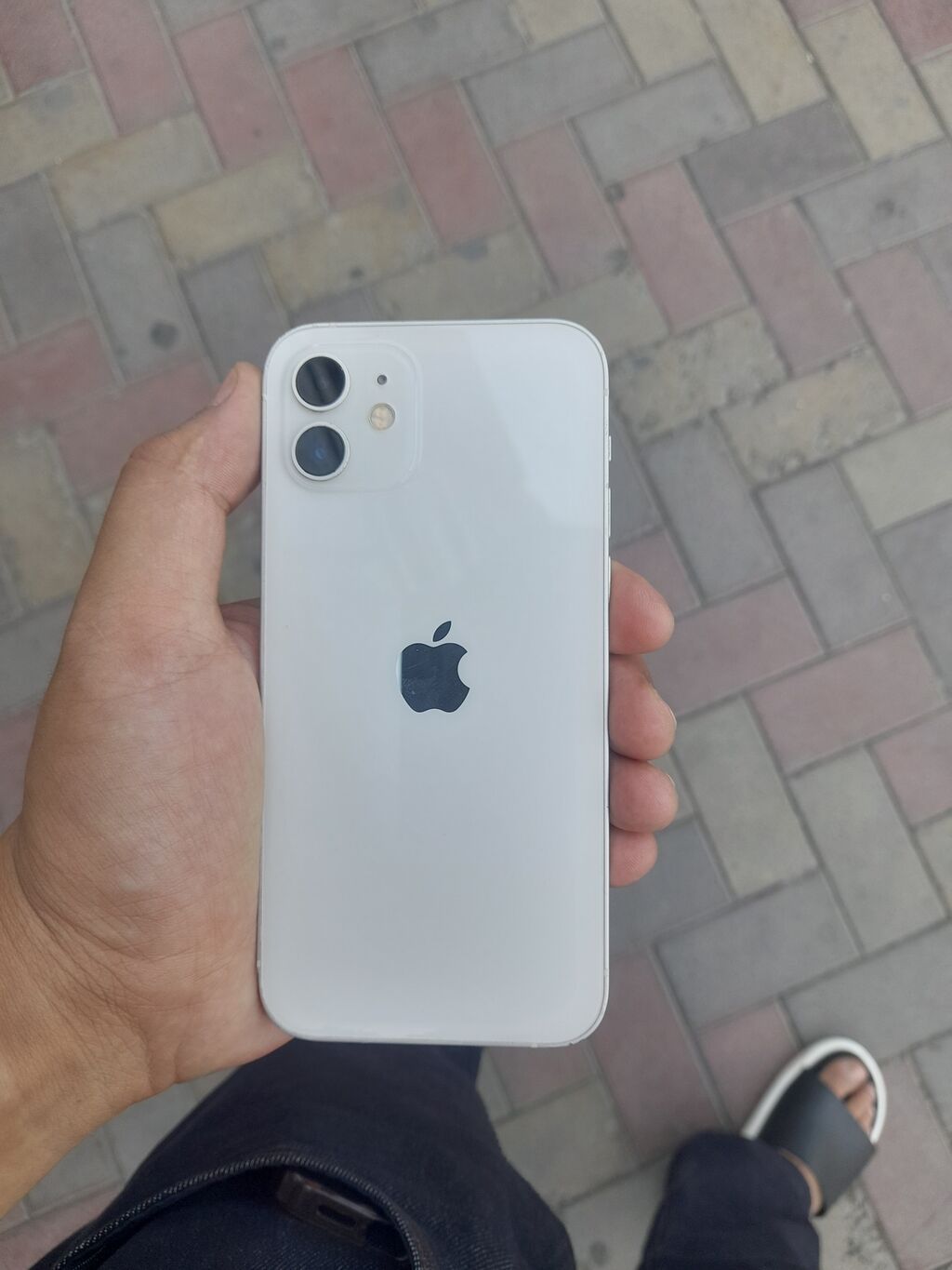 IPhone 12, Б/у, 128 ГБ, Белый, Защитное стекло, Чехол, 80 %: фото 3