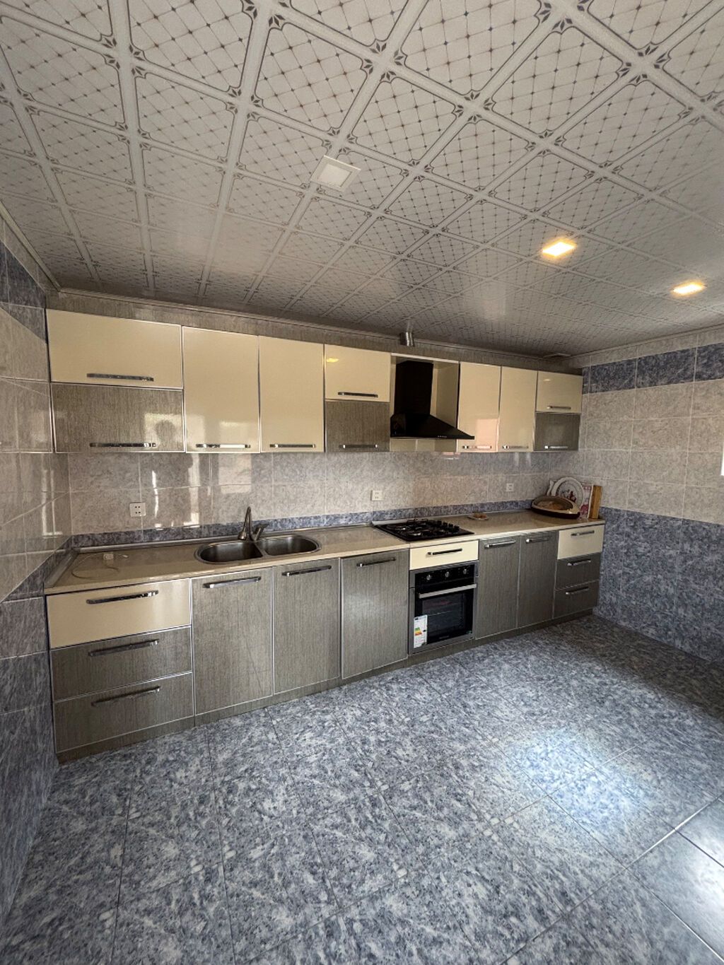 Nabran, 216 kv. m, 5 otaqlı, Hovuzsuz, Kombi, Qaz, İnternet