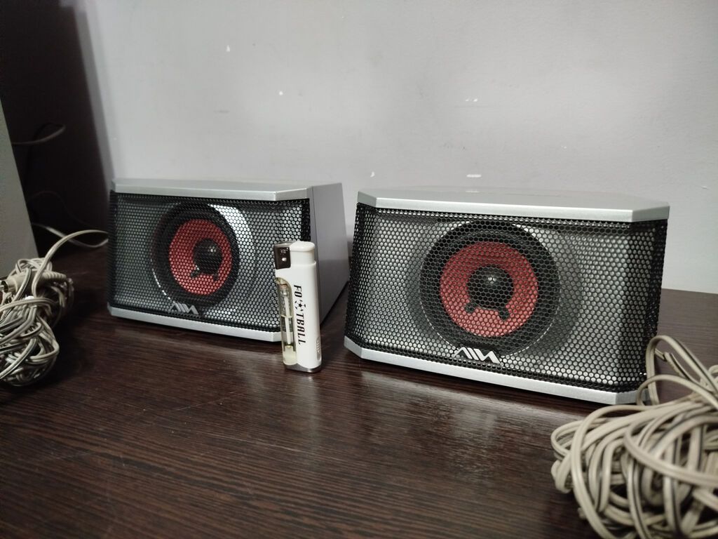 Продаю недорого 2 колонки от муз центра AIWA. есть и другие: фото 2