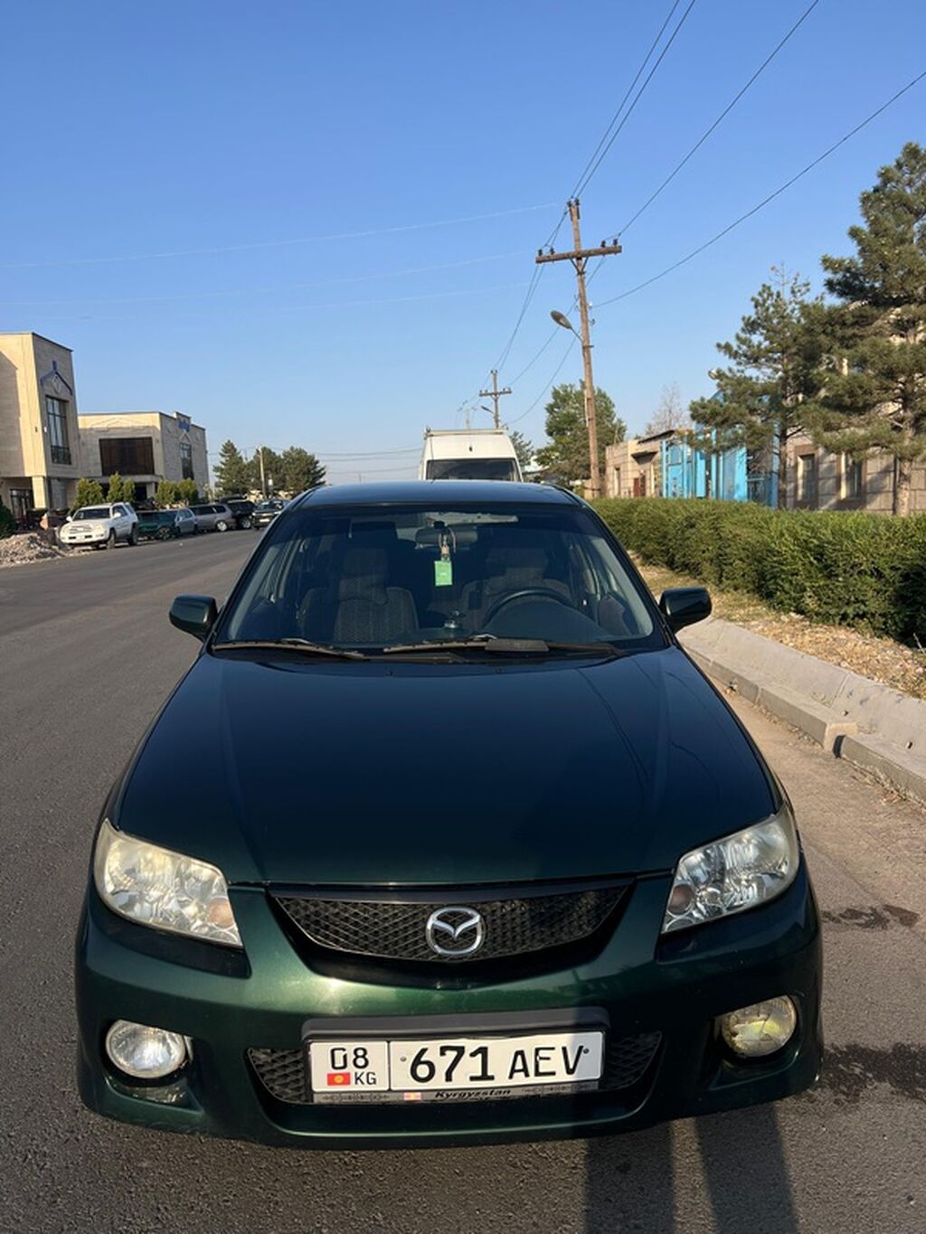 Mazda 323