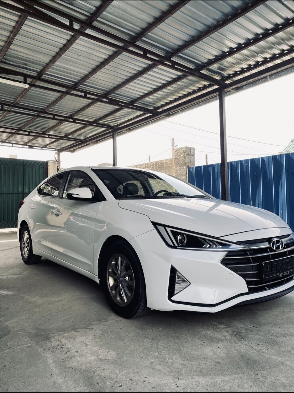 Hyundai Avante: 2019 г., 1.6 л, Автомат, Бензин, Седан: фото 2