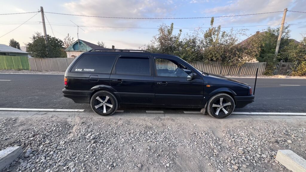 Volkswagen Passat Variant: 1992 г., 1.8 л, Механика, Бензин, Универсал: фото 8