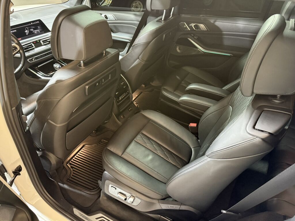 BMW X7: 2021 г., 4.4 л, Автомат, Бензин, Внедорожник: фото 6