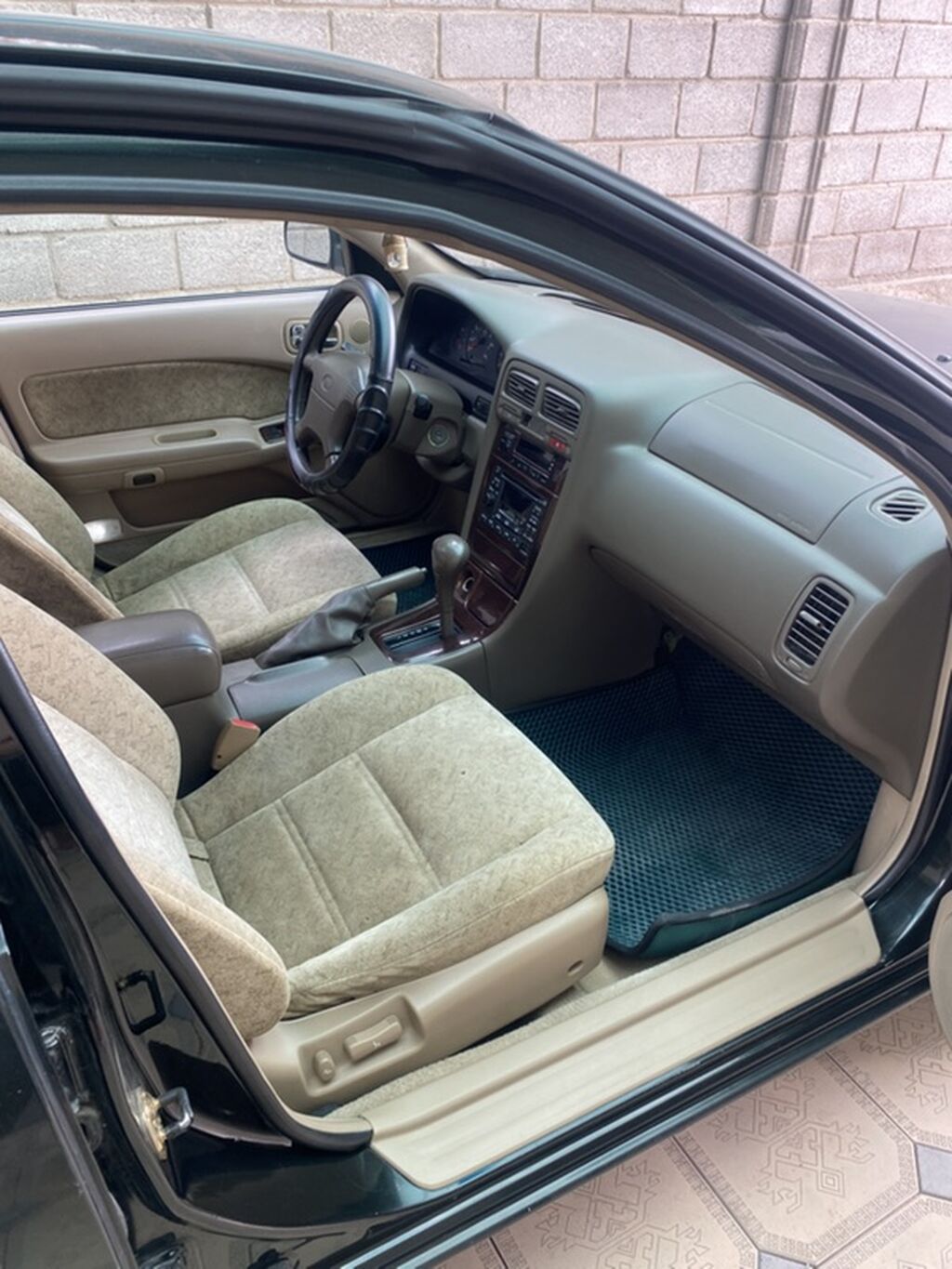Nissan Maxima: 1998 г., 3 л, Автомат, Бензин, Седан: фото 6