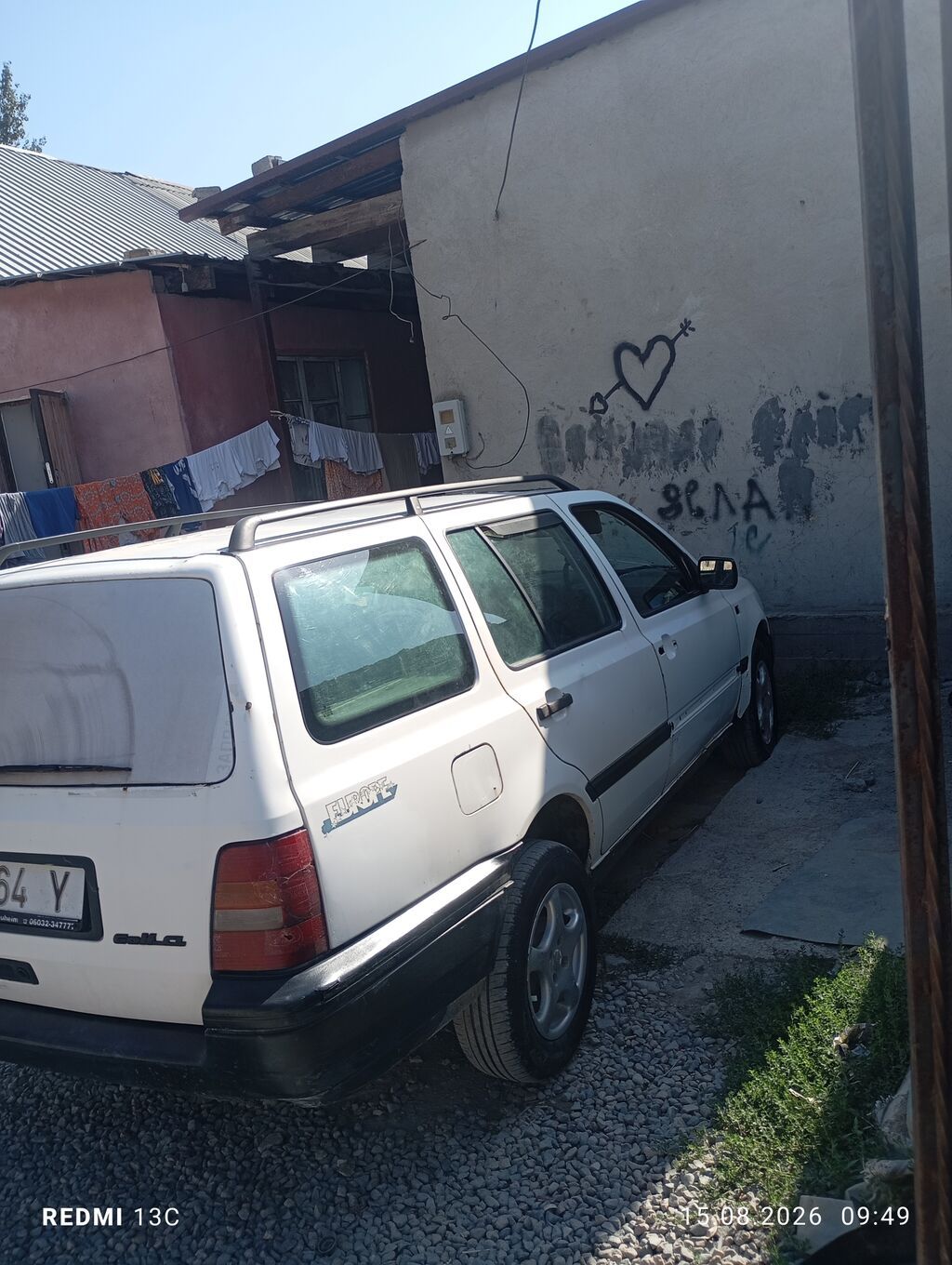 Volkswagen Gol: 1995 г., 1.8 л, Механика, Универсал: фото 8