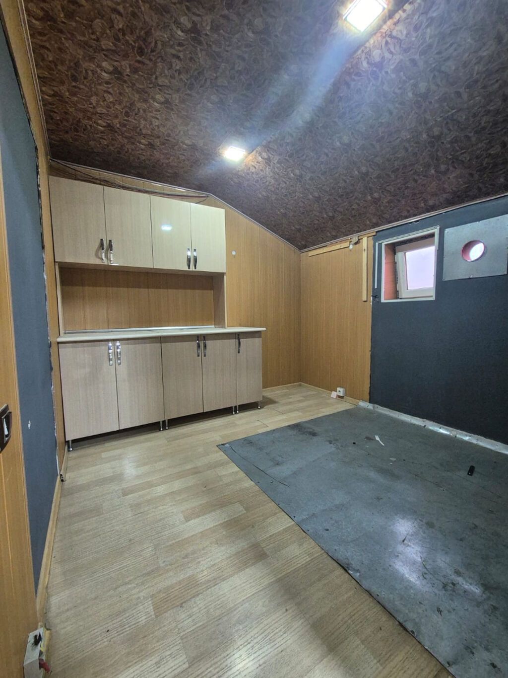 ƏHMƏDLİ METROSUNA PİYADA MƏSAFƏDƏ — 4 MƏRTƏBƏLİ 1.140 M² KOMMERSİYA