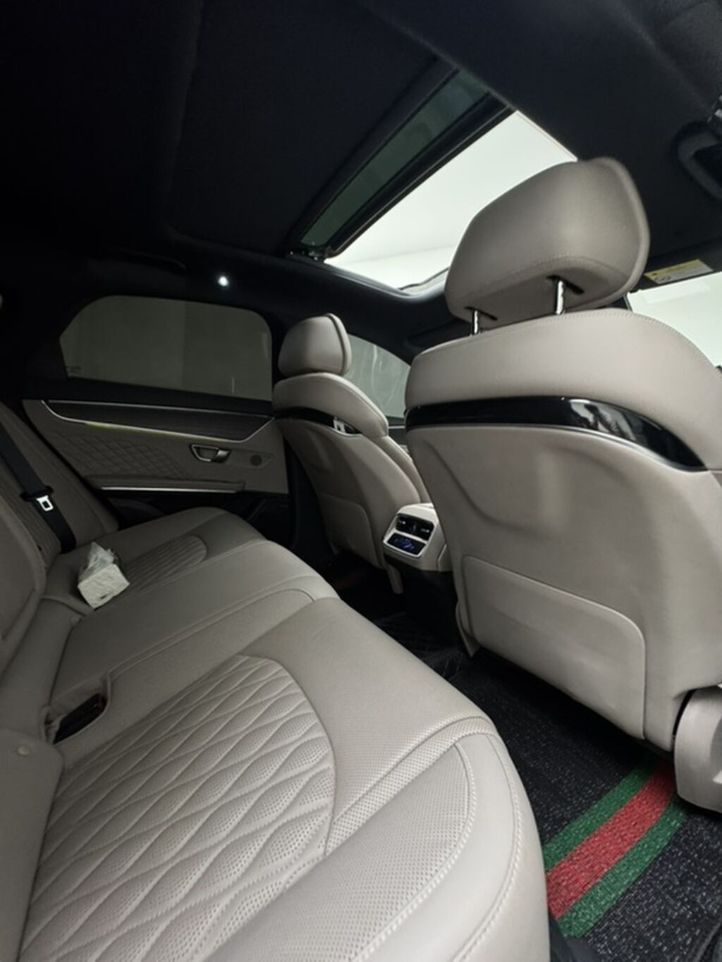 BYD Han EV: 2024 г., Робот, Электромобиль, Седан: фото 8