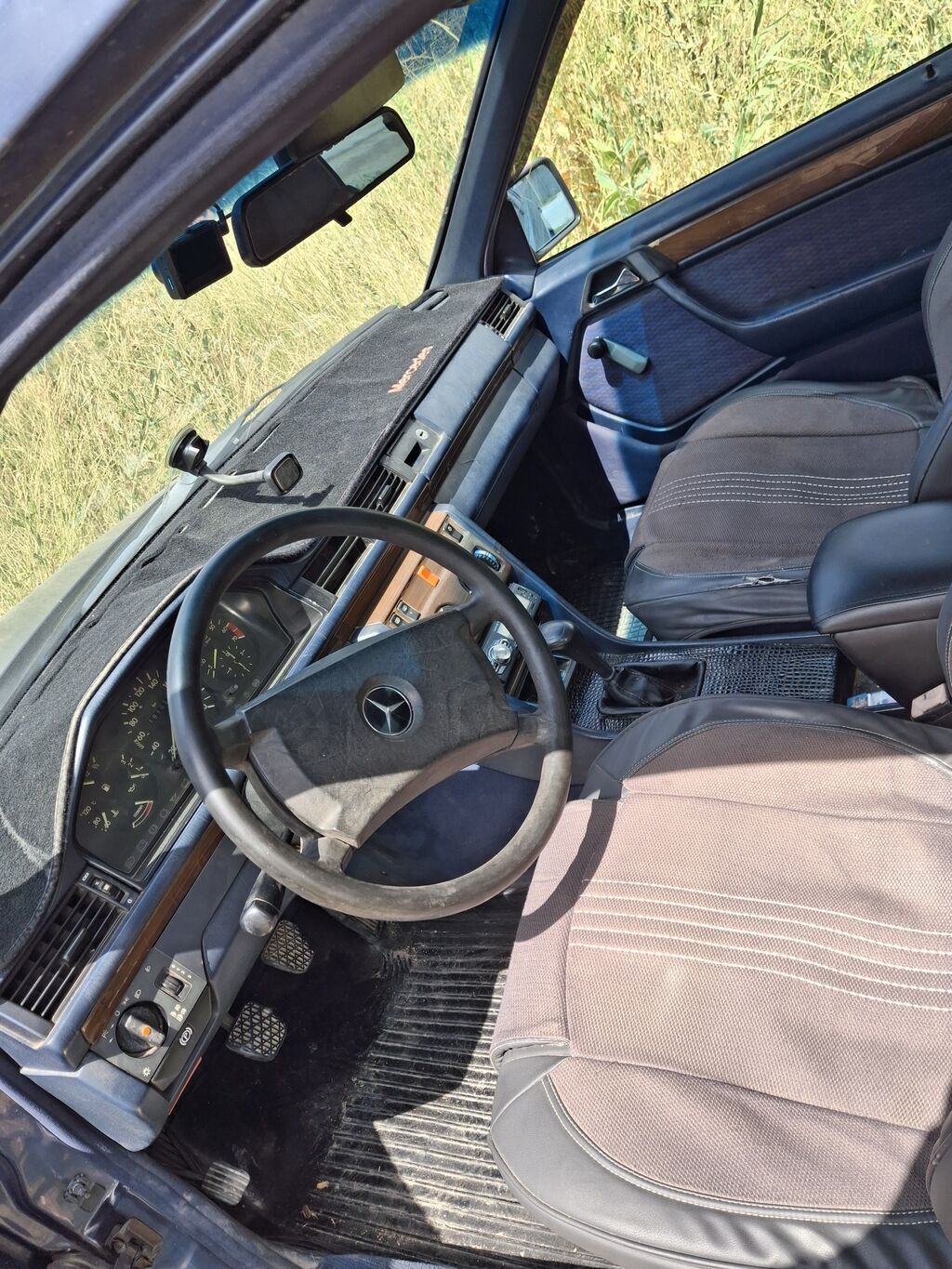 Mercedes-Benz E-Class: 1992 г., 2 л, Механика, Седан: фото 4