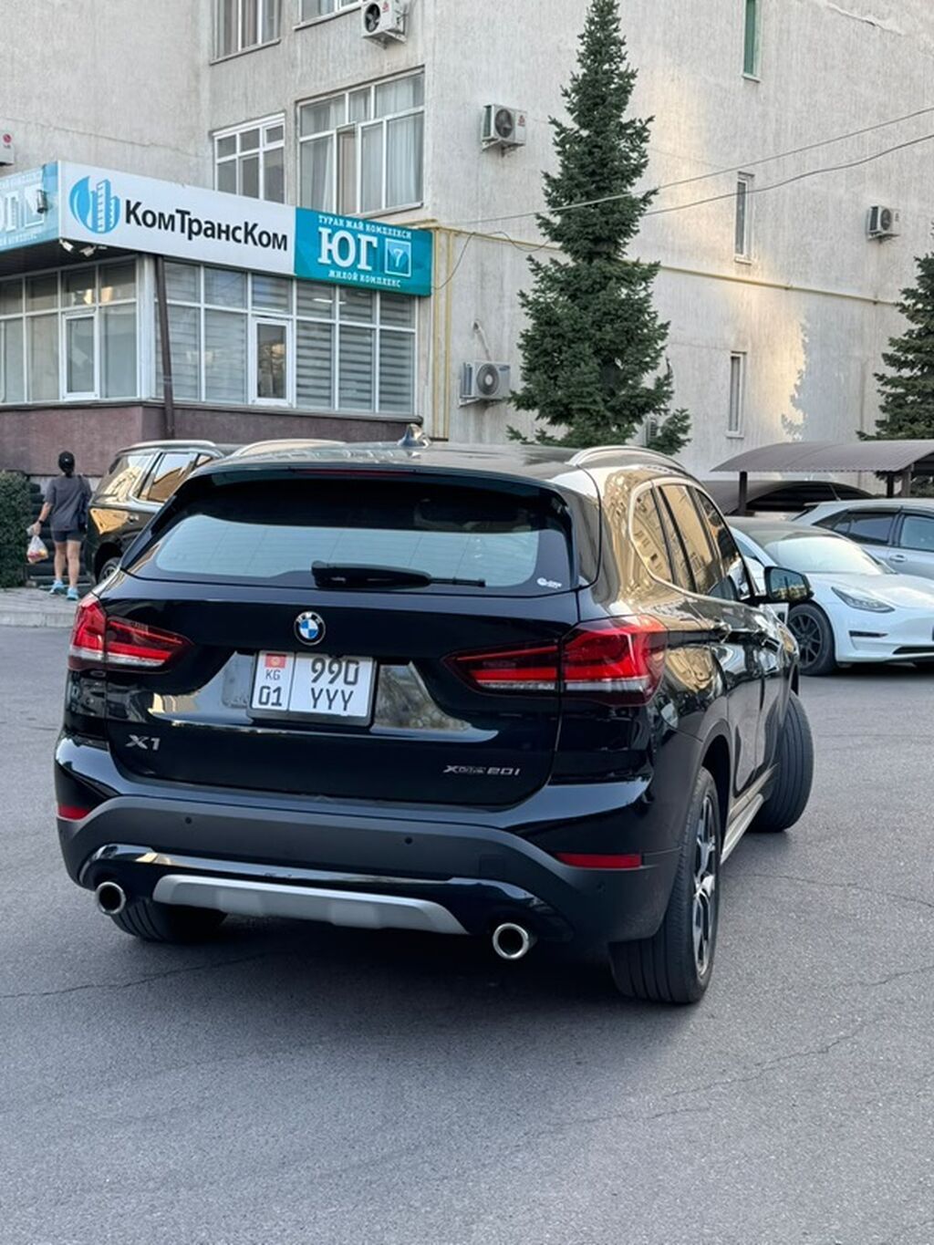 BMW X1: 2021 г., 2 л, Автомат, Бензин, Кроссовер: фото 2