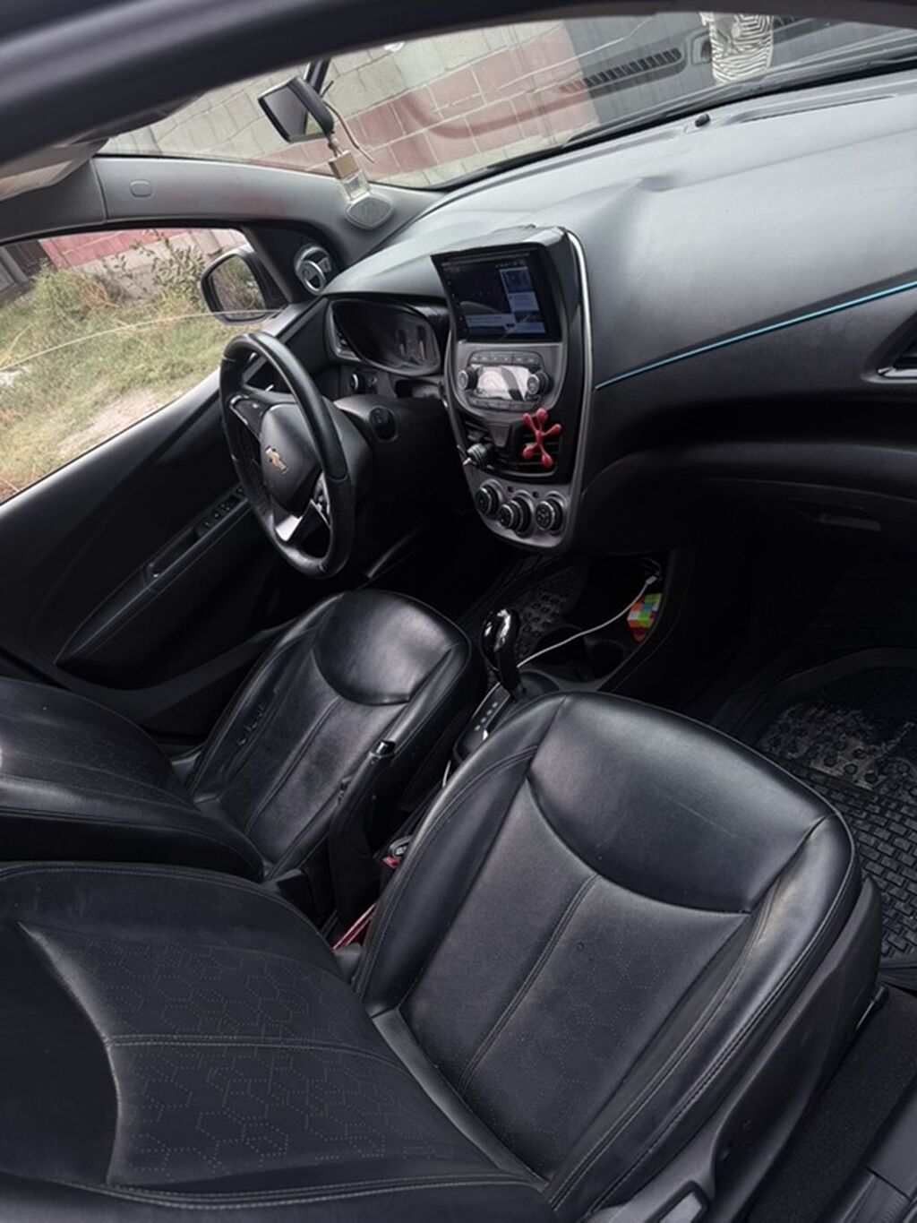 Продам Chevrolet Spark 2017 г., автомат, бензин: фото 6